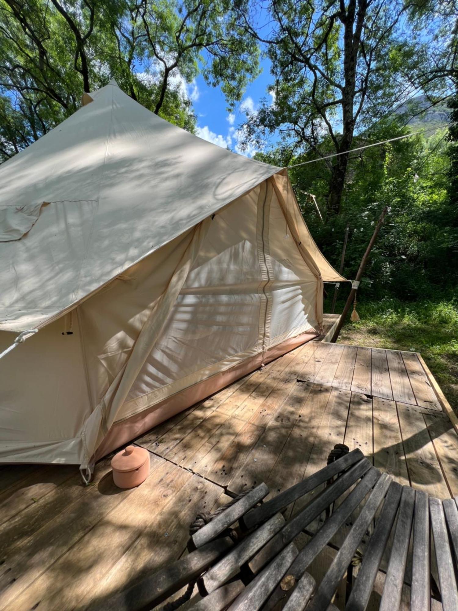 Tente Lodge En Pleine Nature Sumene ภายนอก รูปภาพ